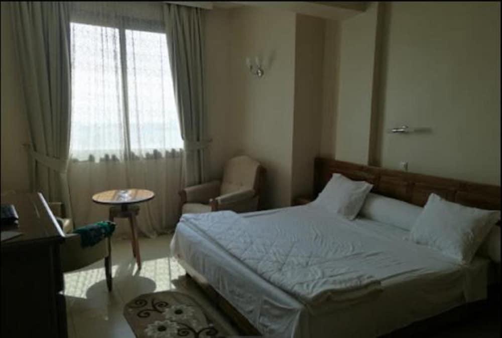 Cristal Hotel Bejaïa Zewnętrze zdjęcie